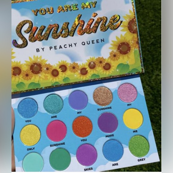 BN Peachy Queen – You Are My Sunshine Palette. Eyeshadow. Colorful Makeup - Picture 2 of 5